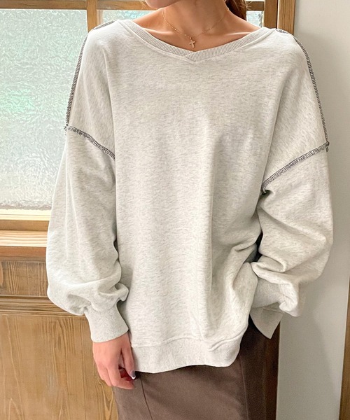 JUNOAH（ジュノア）の「前後2WAYリボンスウェットトップス（スウェット・レディース・ブラック/ベージュ/ブラウン/グレー/ブルー/ホワイト系その他/ピンク系その他/テラコッタ・FREE）」の9枚目の写真