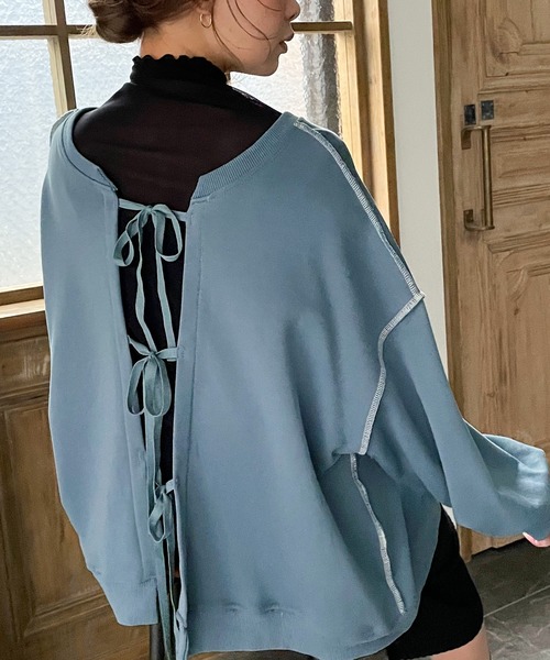 JUNOAH（ジュノア）の「前後2WAYリボンスウェットトップス（スウェット・レディース・ブラック/ベージュ/ブラウン/グレー/ブルー/ホワイト系その他/ピンク系その他/テラコッタ・FREE）」の14枚目の写真