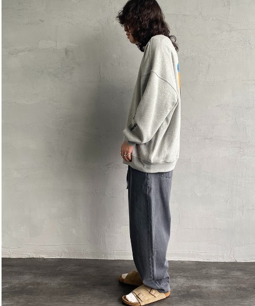 CHUMS（チャムス）の「[CHUMS/チャムス] 別注 バックサークルロゴプリント クルーネックスウェット（スウェット・レディース・グレー/ナチュラル・S/M/L/XL）」の5枚目の写真