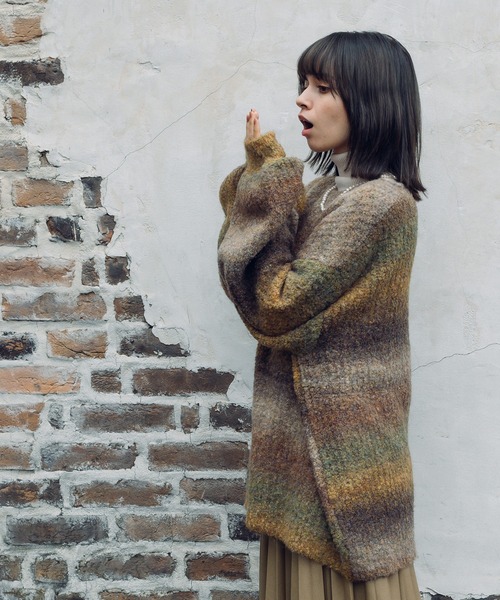 MUHET（ミュエータ）の「グラデーションニット（ニット/セーター・レディース・ブラック/ダークブラウン・MEDIUM/SMALL/LARGE）」の15枚目の写真