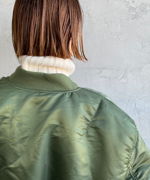 ※ALPHA（アルファ）の「[ALPHA/アルファ] MA-1 ナイロンミリタリージャケット（MA-1・レディース・オリーブ/ブラック・M/L）」の15枚目の写真