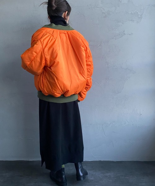 ※ALPHA（アルファ）の「[ALPHA/アルファ] MA-1 ナイロンミリタリージャケット（MA-1・レディース・オリーブ/ブラック・M/L）」の18枚目の写真