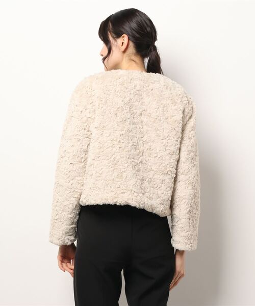 FRP（エフアールピー）の「YUGA フェイクファー　ボア　 ジャケットコート（ブルゾン・レディース・ホワイト・M/L）」の12枚目の写真