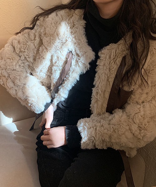 FRP（エフアールピー）の「YUGA フェイクファー　ボア　 ジャケットコート（ブルゾン・レディース・ホワイト・M/L）」の19枚目の写真