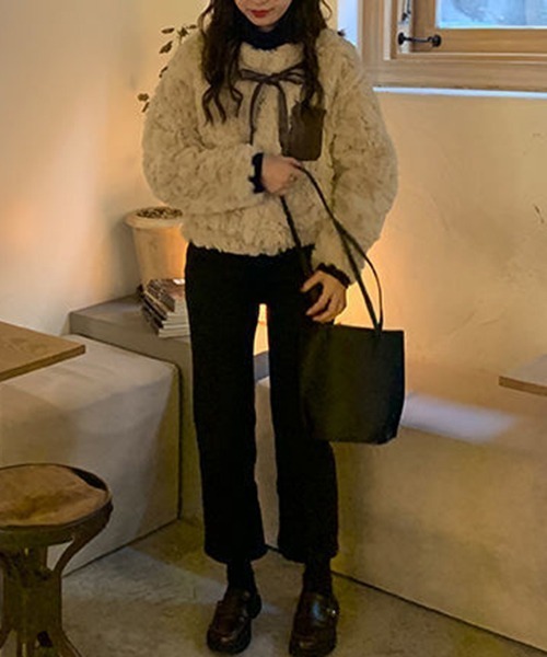 FRP（エフアールピー）の「YUGA フェイクファー　ボア　 ジャケットコート（ブルゾン・レディース・ホワイト・M/L）」の21枚目の写真