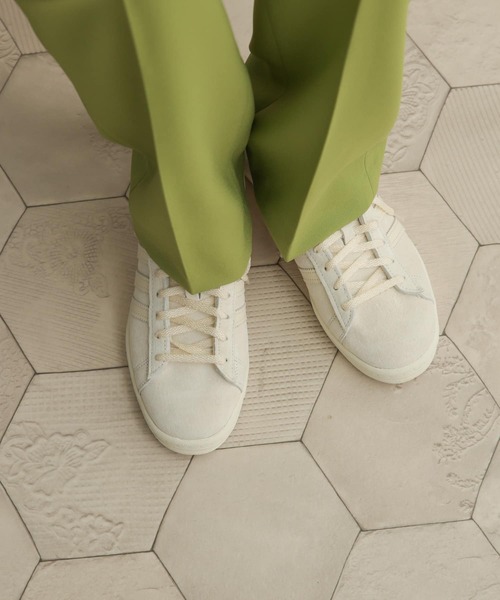 URBAN RESEARCH DOORS(アーバンリサーチドアーズ)の「『別注』adidas×DOORS CAMPUS 80S(スニーカー・レディース・ライトベージュ・23/24/25/22.5/24.5/23.5)」の12枚目の写真