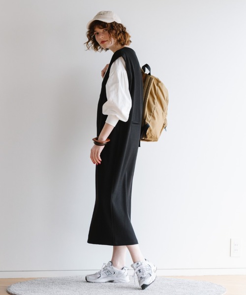 Doux archives(ドゥアルシーヴ)の「【web限定】Vネックカフタンワンピース(ワンピース・レディース・ブラック/ベージュ/イエロー・FREE)」の9枚目の写真