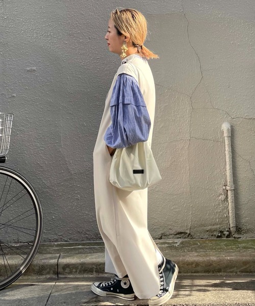 Doux archives(ドゥアルシーヴ)の「【web限定】Vネックカフタンワンピース(ワンピース・レディース・ブラック/ベージュ/イエロー・FREE)」の20枚目の写真