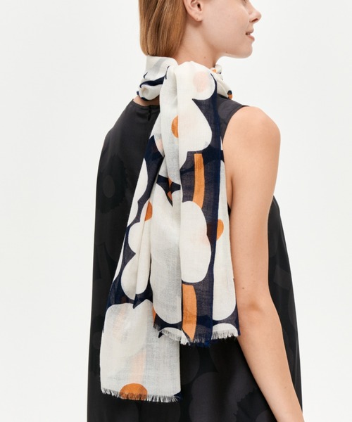 marimekko（マリメッコ）の「Unikko / Fiore scarf（ストール