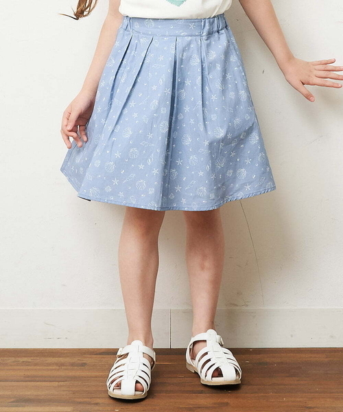 a.v.v（アーヴェヴェ）の「[100-130]タックフレアスカート（スカート・キッズ・ブルー/ライトパープル/ブラック/ネイビー/クリーム/ミント/ホワイト/ライトブルー・130/110/100/120）」の2枚目の写真