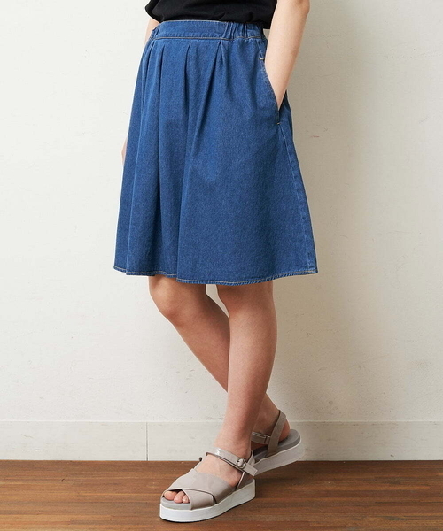 a.v.v（アーヴェヴェ）の「[100-130]タックフレアスカート（スカート・キッズ・ブルー/ライトパープル/ブラック/ネイビー/クリーム/ミント/ホワイト/ライトブルー・130/110/100/120）」の7枚目の写真