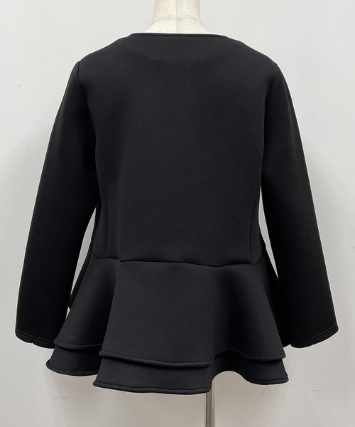 PICCIN（ピッチン）の「ボンディングペプラムジャケット（ノーカラージャケット・レディース・ブラック/オフホワイト・M/L）」の9枚目の写真