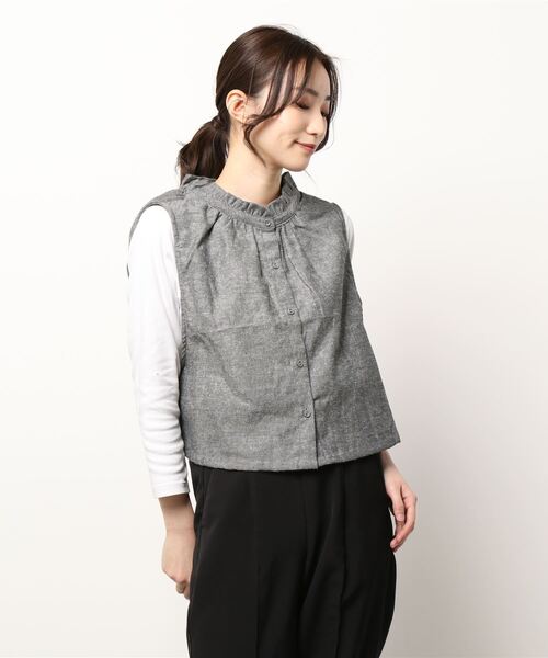 Samansa Mos2（サマンサ モスモス）の「フリル襟前後着ベスト（ベスト・レディース・キナリ/グレー/チャコール・ﾌﾘ-）」の7枚目の写真