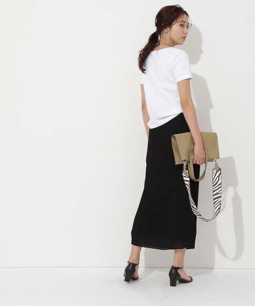 NATURAL BEAUTY BASIC（ナチュラルビューティーベーシック）の
