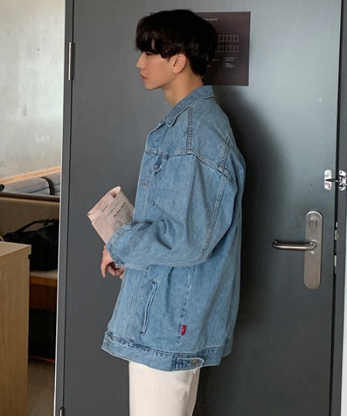 ASCLO(エジュクロ)の「ASCLO Perfect Ader Overfit Denim Jacket(デニムジャケット・メンズ・ライトブルー/ダークブルー・FREE)」の12枚目の写真