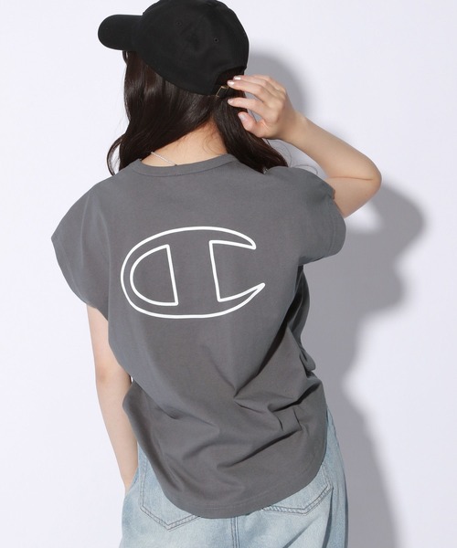 repipi armario（レピピ アルマリオ）の「☆champion×repipi☆ロゴシシュウフレンチスリーブTシャツ（Tシャツ/カットソー・キッズ・サックスブルー/アイボリー/スミクロ・SMALL/MEDIUM/LARGE）」の4枚目の写真