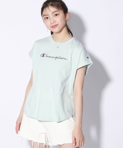 repipi armario（レピピ アルマリオ）の「☆champion×repipi☆ロゴシシュウフレンチスリーブTシャツ（Tシャツ/カットソー・キッズ・サックスブルー/アイボリー/スミクロ・SMALL/MEDIUM/LARGE）」の17枚目の写真