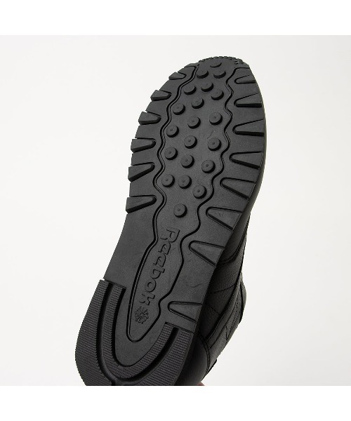 Reebok（リーボック）の「クラシックレザー / CLASSIC LEATHER（スニーカー・メンズ・ブラック/ホワイト×グレー/ホワイト/ブラック系その他/ホワイト系その他・25.5cm/27.0cm/24.0cm/27.5cm/26.0cm/26.5cm/28.5cm/28.0cm/23.0cm/23.5cm/24.5cm/29.0cm/25.0cm/30.0cm/22.5cm）」の15枚目の写真