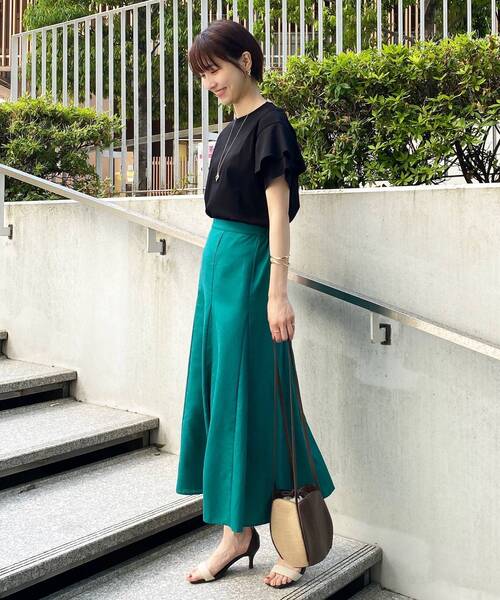 OPAQUE.CLIP（オペークドットクリップ）の「◆アイスクリアコットン ペタルスリーブカットソー【WEB限定サイズ】（Tシャツ/カットソー・レディース・ホワイト系/ブラック/マスタード/ブラウン系その他・36/38/40/42）」の21枚目の写真