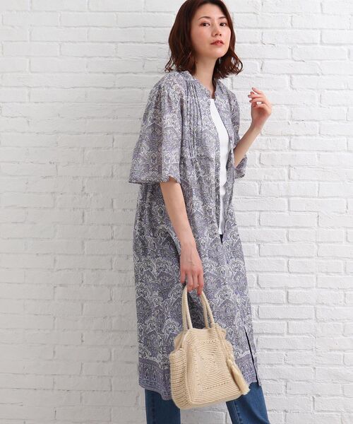 SHOO・LA・RUE（シューラルー）の「◆【INDIA】パネル柄ピンタックワンピース（ワンピース・レディース・ブルー系/イエロー系・02/03/04）」の2枚目の写真