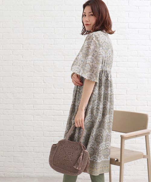 SHOO・LA・RUE（シューラルー）の「◆【INDIA】パネル柄ピンタックワンピース（ワンピース・レディース・ブルー系/イエロー系・02/03/04）」の12枚目の写真