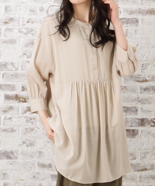NAVY(ネイビー)の「エアフリーノーカラーチュニック ブラウスシャツ(シャツ/ブラウス・レディース・チャコール/ベージュ/オレンジ・フリー)」の2枚目の写真