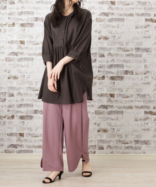NAVY(ネイビー)の「エアフリーノーカラーチュニック ブラウスシャツ(シャツ/ブラウス・レディース・チャコール/ベージュ/オレンジ・フリー)」の4枚目の写真