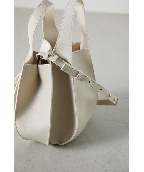 STYLEMIXER(スタイルミキサー)の「タンブリンバッグ(ショルダーバッグ・レディース・アイボリー/ブラック・FREE)」の5枚目の写真