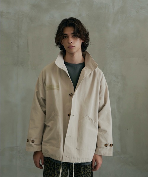 Revo.(レボ)の「OVERSIZEMILTALY JKT/オーバーサイズ ミリタリージャケット(ミリタリージャケット・メンズ・アイボリー/ブラック/ベージュ・MEDIUM/LARGE)」の15枚目の写真