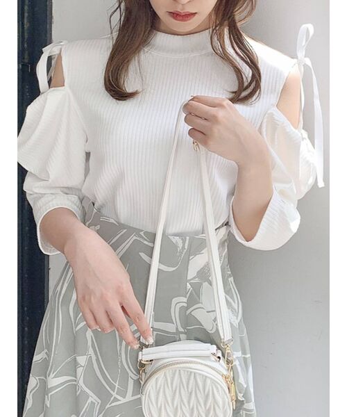 dazzlin（ダズリン）の「ショルダー2WAYギャザートップス（Tシャツ/カットソー・レディース・パープル/オフホワイト/ベージュ・FREE）」の21枚目の写真