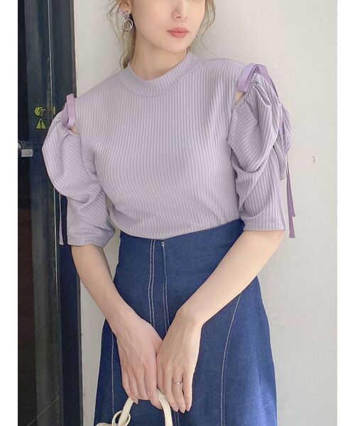 dazzlin（ダズリン）の「ショルダー2WAYギャザートップス（Tシャツ/カットソー・レディース・パープル/オフホワイト/ベージュ・FREE）」の15枚目の写真