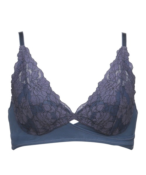 Chut！ INTIMATES（シュットインティメイツ）の「【ズレない！ノンワイヤー】クロスフィットブラ (C385)（ブラジャー・レディース・ワイン/ライトベージュ/ネイビー・B70/C70/D70/E65/E70/G75/D75/B75/E75/G70/D65/C65/F70/C75/F75）」の21枚目の写真