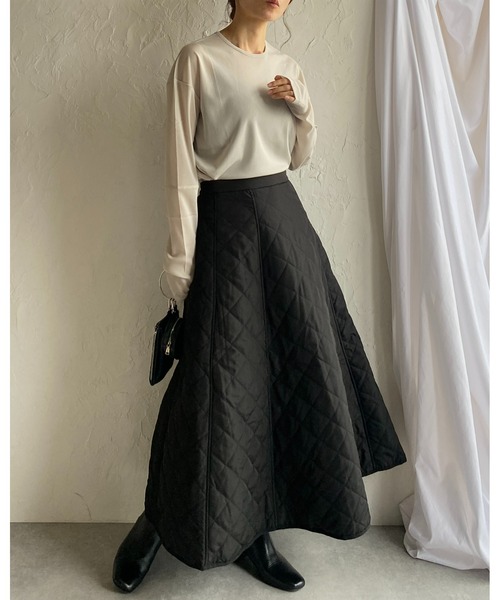 She's Closet(シーズクローゼット)の「Aラインボリュームフレアキルティングロングキルトスカート(スカート・レディース・ブラック/アイボリー/ベージュ/カーキ・FREE)」の8枚目の写真
