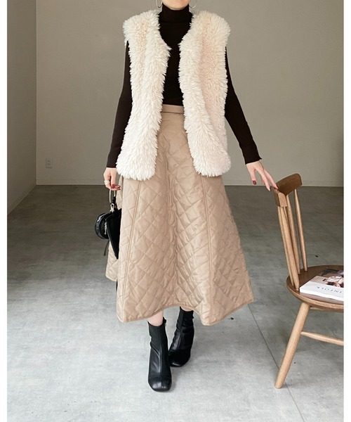 She's Closet(シーズクローゼット)の「Aラインボリュームフレアキルティングロングキルトスカート(スカート・レディース・ブラック/アイボリー/ベージュ/カーキ・FREE)」の20枚目の写真