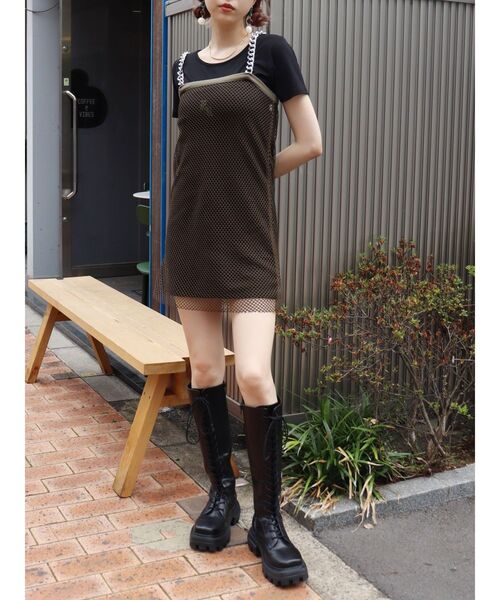 EVRIS(エヴリス)の「チェーンショルダーレイヤードワンピース(ワンピース・レディース・ホワイト/ブラック/ブルー・FREE)」の19枚目の写真