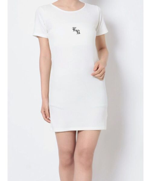 EVRIS(エヴリス)の「チェーンショルダーレイヤードワンピース(ワンピース・レディース・ホワイト/ブラック/ブルー・FREE)」の13枚目の写真