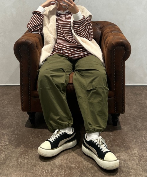 kutir（クティール）の「カーゴスノーパンツ（カーゴパンツ・レディース・ブラック/オフホワイト/カーキ/オレンジ・LARGE/MEDIUM）」の3枚目の写真