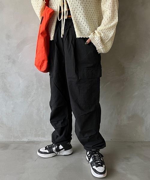 kutir（クティール）の「カーゴスノーパンツ（カーゴパンツ・レディース・ブラック/オフホワイト/カーキ/オレンジ・LARGE/MEDIUM）」の10枚目の写真