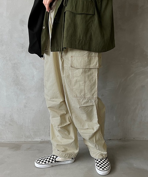 kutir（クティール）の「カーゴスノーパンツ（カーゴパンツ・レディース・ブラック/オフホワイト/カーキ/オレンジ・LARGE/MEDIUM）」の5枚目の写真