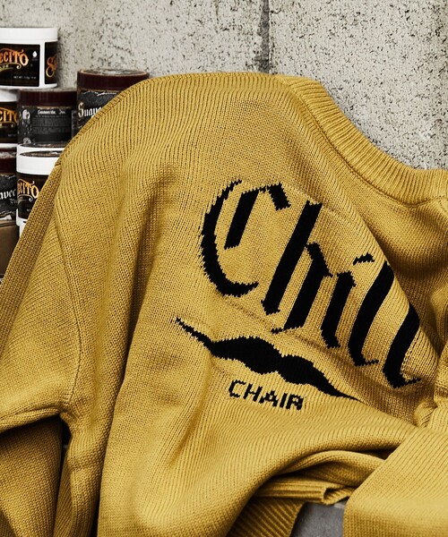 FREAK'S STORE（フリークスストア）の「WEB限定 CHILL CHAIR×FREAK'S STORE/チルチェア 別注 ビッグシルエット バックロゴ クルーネックニット/ワンポイント刺繍（ニット/セーター・メンズ・ブラック/ネイビー/イエロー・SMALL/MEDIUM/LARGE）」の16枚目の写真