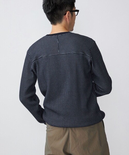 SHIPS(シップス)の「SHIPS: 2トーン ビッグワッフル クルーネック プルオーバー (ロンT)(Tシャツ/カットソー・メンズ・チャコールグレー/ネイビー/ライトグリーン/ナチュラル・SMALL/MEDIUM/LARGE/X-LARGE)」の22枚目の写真