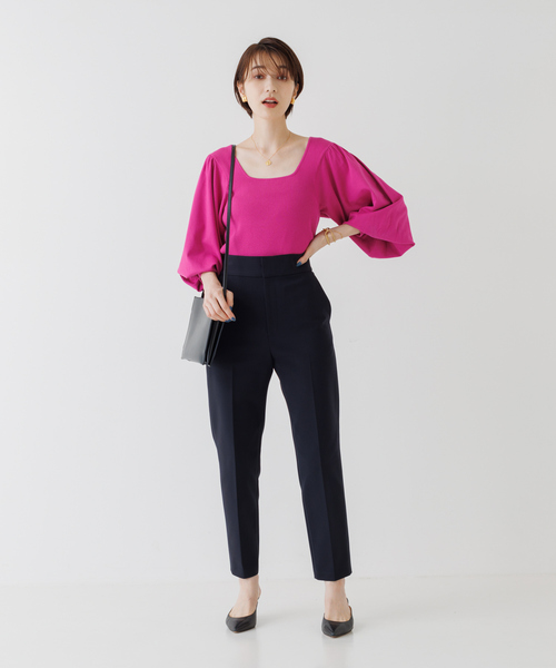 Rouge vif Anna（ルージュヴィフアンナ）の「パフスリーブスクエアネックニット（ニット/セーター・レディース・ブラウン/ピンク/アイボリー/ブラック・フリー）」の5枚目の写真