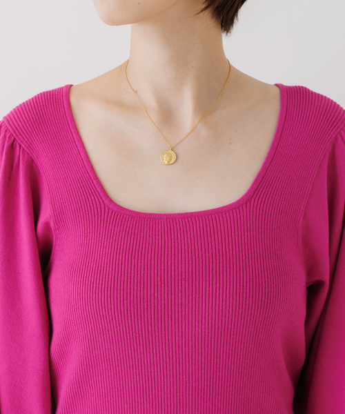 Rouge vif Anna（ルージュヴィフアンナ）の「パフスリーブスクエアネックニット（ニット/セーター・レディース・ブラウン/ピンク/アイボリー/ブラック・フリー）」の15枚目の写真