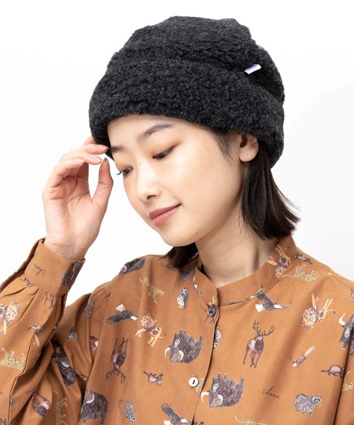 salle de bal（サルデバル）の「SHEEP BY THE SEA / シープ バイ ザ シー  HAT SNOWY ハット スノーイ IPJ（ニットキャップ/ビーニー・レディース・チャコール/ブラック/ライトグレー/ナチュラル・FREE）」の2枚目の写真