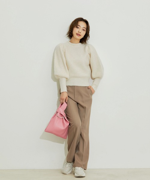 vis-`a-vis（ビサビ）の「【WEB限定】ふわふわボリューム袖クルーネックニットプルオーバー（ニット/セーター・レディース・ブラック/ホワイト/ラベンダー/ピンク・FREE）」の20枚目の写真