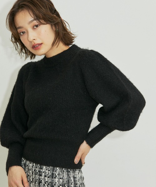 vis-`a-vis（ビサビ）の「【WEB限定】ふわふわボリューム袖クルーネックニットプルオーバー（ニット/セーター・レディース・ブラック/ホワイト/ラベンダー/ピンク・FREE）」の5枚目の写真