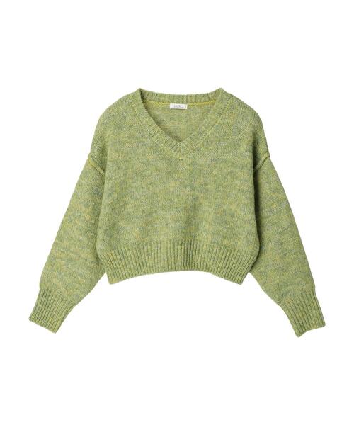 earth music&ecology(アースミュージックアンドエコロジー)の「ヘアリーVネックショートニット(ニット/セーター・レディース・ライム/ピンク/サックスブルー/ブラック/ライトベージュ・FREE)」の7枚目の写真