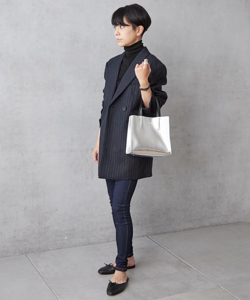 Actually（アクチュアリー）の「メタリックトートS ポーチ付き（トートバッグ・レディース・ブラック/シルバー/シルバー×ブラック/ブロンズ・フリー）」の12枚目の写真