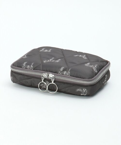 LBC（エルビーシー）の「キルトガジェットポーチ（ポーチ・レディース・ライトグレー/ブラック・FREE）」の2枚目の写真