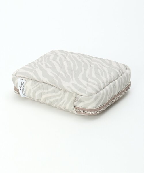 LBC（エルビーシー）の「キルトガジェットポーチ（ポーチ・レディース・ライトグレー/ブラック・FREE）」の14枚目の写真